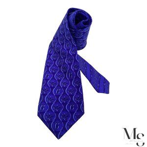 GIANNI VERSACE Blue Baroque Monogrammed GV Made In Italy Silk Tie W: 3.75" EX CD